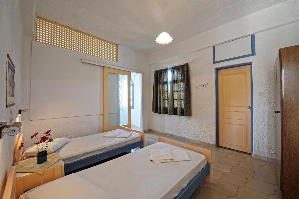 Sirena Apartments Agia Pelagia Exteriör bild