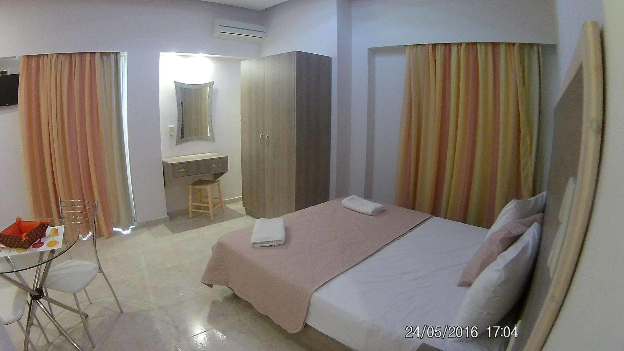 Sirena Apartments Agia Pelagia Exteriör bild